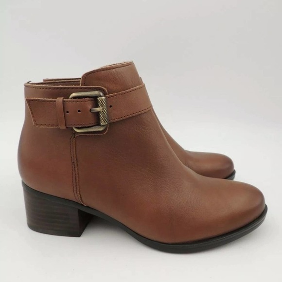 Naturalizer Brown Leather Buckle Ankle Booties with zipper Boots size 6 …NWOT - Picture 2 of 8